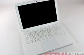 苹果新MacBook小白本抢先拆解