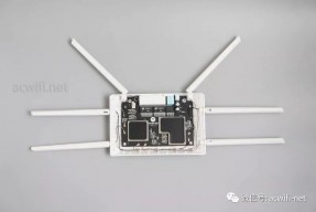 摩托罗拉Motorola 摩路由M2拆机