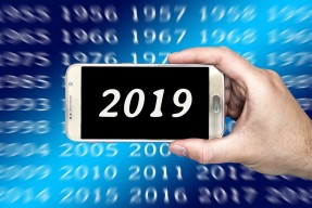 身份证借钱5000马上到账微信,本文探讨十款征信黑了哪里可以贷款 我要急死了