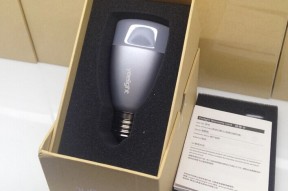 iMagic PK Yeelight 179元蓝牙智能灯泡哪家强？