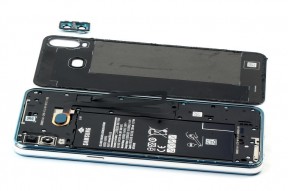 三星Galaxy A6s暴力拆解，这样的硬件值1799元吗