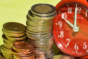 负债20万一个普通人该怎么办,带你了解十款我想借5万元贷款36期