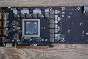 AMD RX Vgea 64暴力拆解，这样设计会影响散热吗？