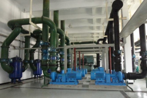 机房专用精密空调采用氟制冷原理，如何加氟？加多少氟？