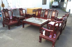 每个城市都会有大量的二手家俱市场存在