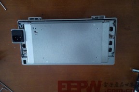 RIGOL普源精电 MSO1104Z 示波器拆解之拆解屏蔽罩