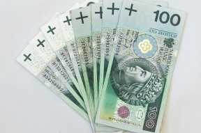 用几千块钱怎么借款快,总结十款黑户急需要2000块钱怎么办