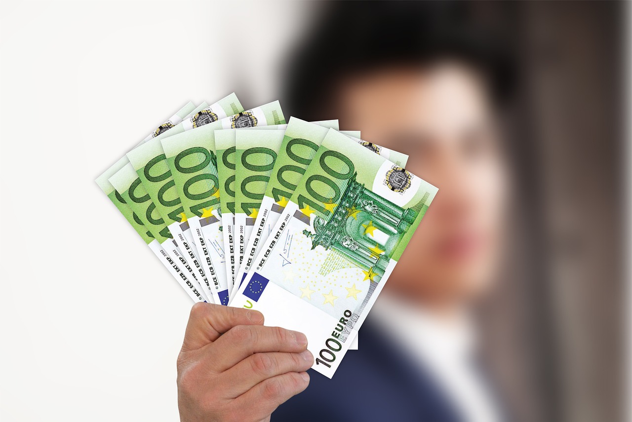 在哪里可以借500块钱？这几个平台能马上下款！  第1张